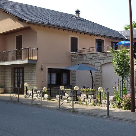 Bed and Breakfast Au Pont De La Gineze Barjac  Zewnętrze zdjęcie