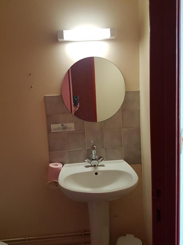 Bed and Breakfast Au Pont De La Gineze Barjac  Zewnętrze zdjęcie