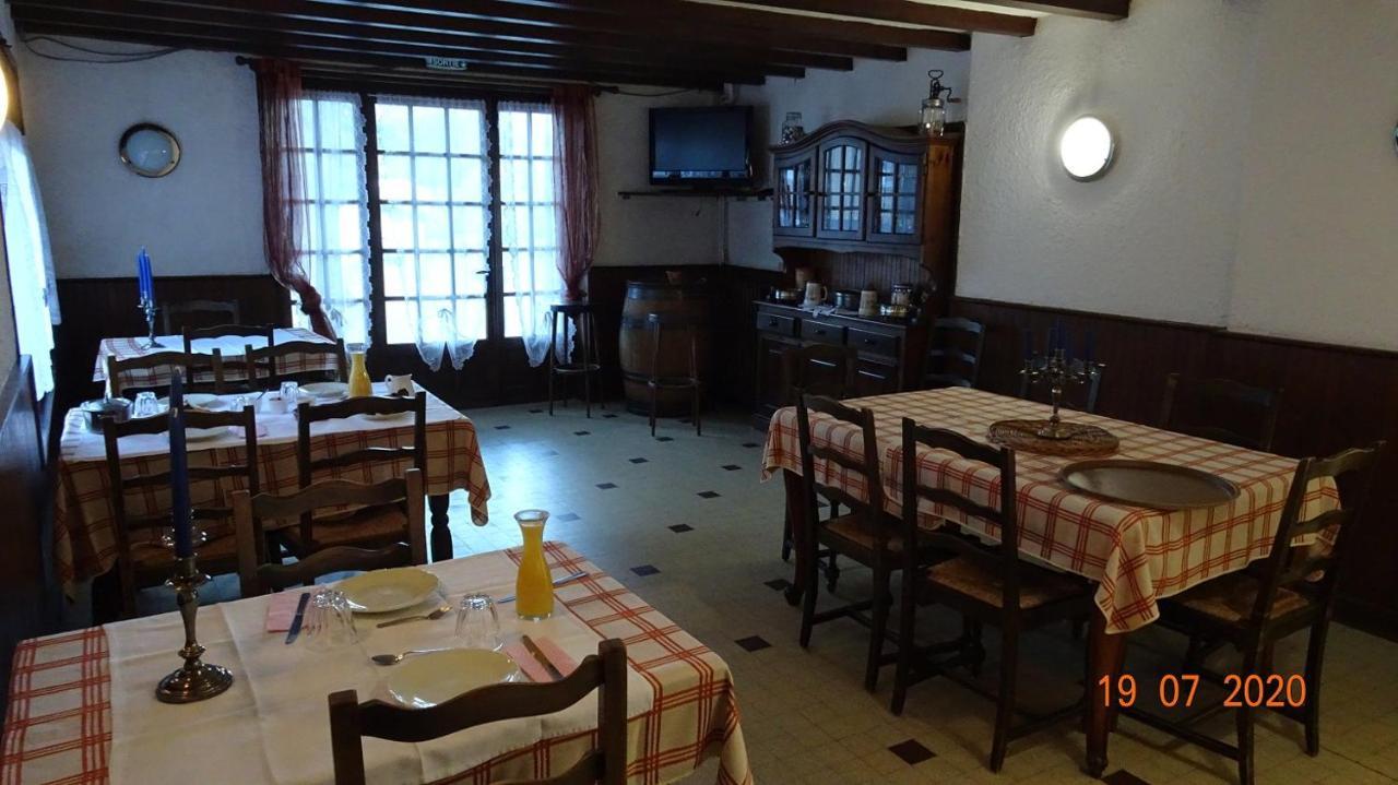 Bed and Breakfast Au Pont De La Gineze Barjac  Zewnętrze zdjęcie