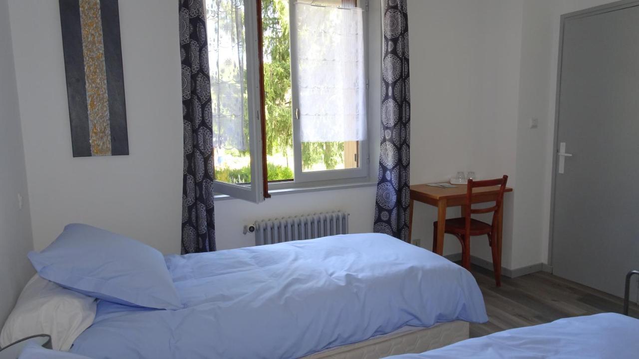 Bed and Breakfast Au Pont De La Gineze Barjac  Zewnętrze zdjęcie