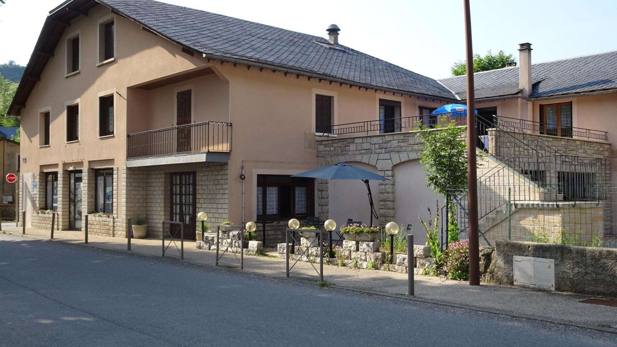 Bed and Breakfast Au Pont De La Gineze Barjac  Zewnętrze zdjęcie